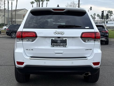 Used 2022 Jeep Grand Cherokee Limited image 18