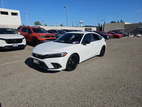 Used 2024 Honda Civic Sport image 8
