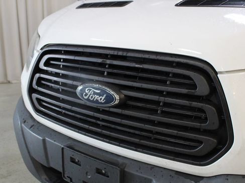 Used 2017 Ford Transit 350 XL RWD image 31