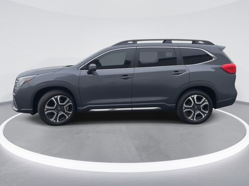 Used 2023 Subaru Ascent Limited AWD/4WD image 4