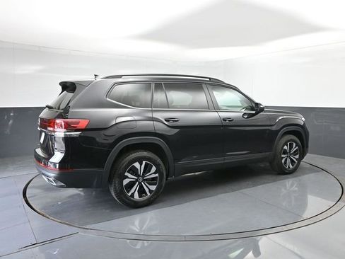 New 2026 Volkswagen Atlas SE image 15