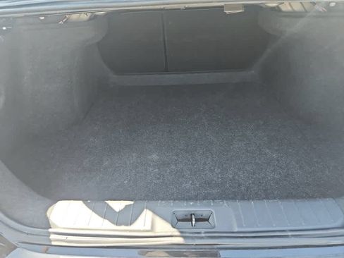 Used 2025 Nissan Sentra SV FWD image 8