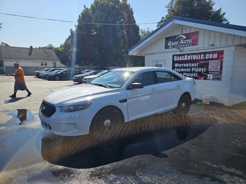 Used 2016 Ford Taurus Police Interceptor AWD image 5