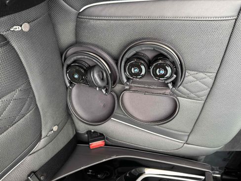 Used 2018 BMW ALPINA B7 xDrive image 41