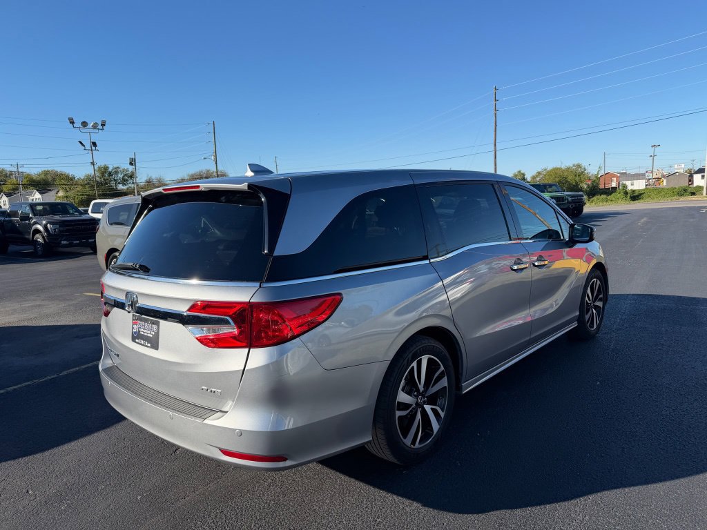 Used 2020 Honda Odyssey Elite image 3