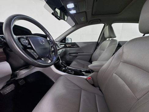 Used 2017 Honda Accord EX-L image 26