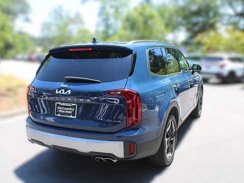 Certified 2024 Kia Telluride S w/ S Sunroof Package FWD image 12