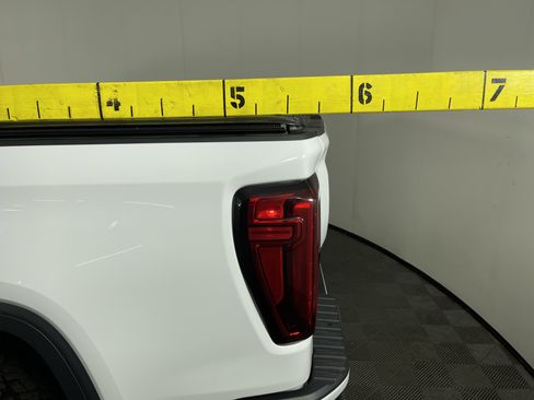 Used 2023 GMC Sierra 1500 AT4X image 10