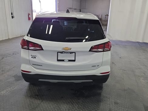 Used 2024 Chevrolet Equinox LT image 9