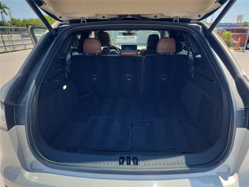 Certified 2023 Lincoln Nautilus Reserve FWD image 23