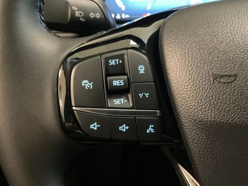 Used 2025 Ford Escape Platinum AWD/4WD image 13