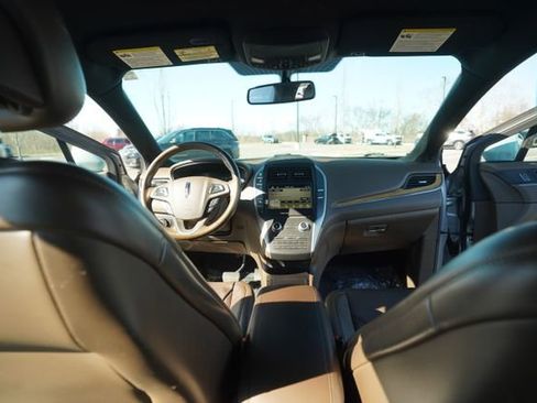 Used 2016 Lincoln MKC Reserve image 25