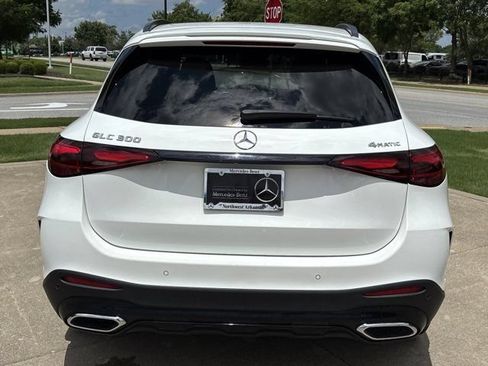 Used 2023 Mercedes-Benz GLC 300 4MATIC image 5