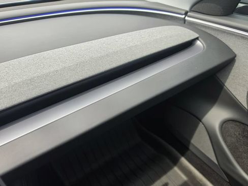 Used 2025 Tesla Model 3 Long Range RWD image 43