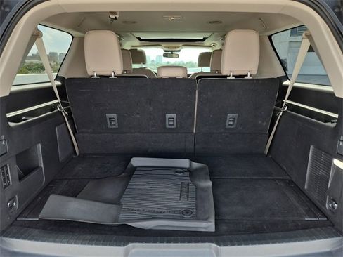 Used 2024 Ford Expedition Max Limited w/ Excursion Package image 12