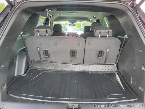 Certified 2023 Chevrolet Traverse LT w/ LPO, Floor Liner Package image 22