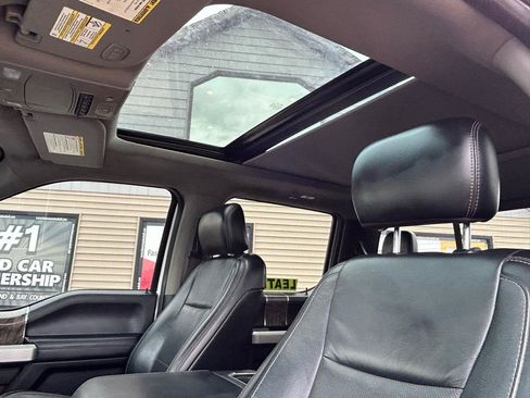 Used 2019 Ford F250 Lariat w/ Lariat Ultimate Package AWD/4WD image 19