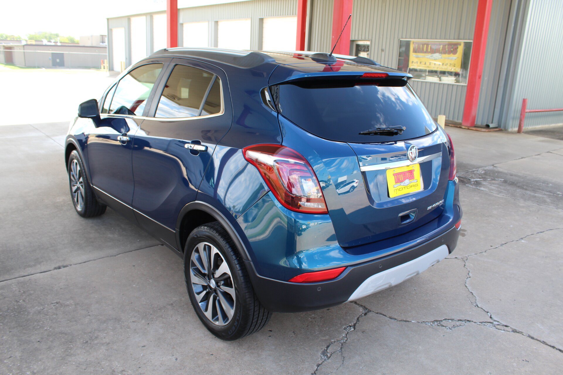 Used 2019 Buick Encore Essence w/ Safety Package II AWD/4WD image 49