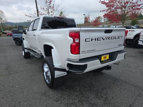 Used 2020 Chevrolet Silverado 2500 High Country image 4