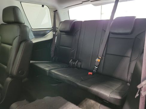 Used 2018 Chevrolet Tahoe Premier AWD/4WD image 25