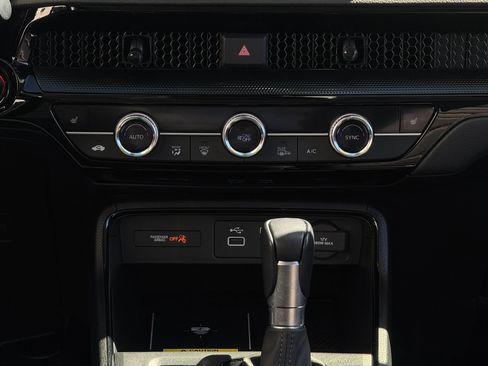 Certified 2024 Honda CR-V EX-L image 19