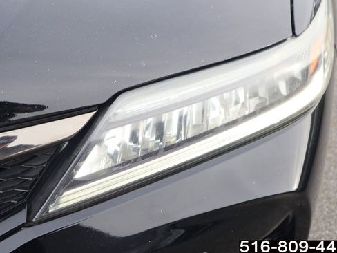 Used 2017 Honda Accord Touring image 13