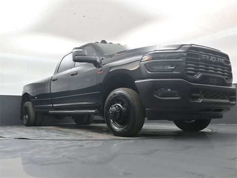 New 2026 RAM 3500 Tradesman image 38
