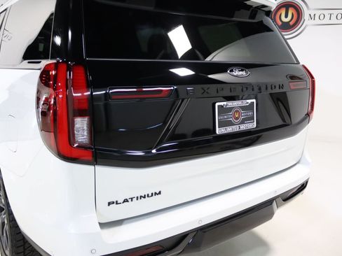 Used 2025 Ford Expedition Platinum w/ Stealth Performance Package AWD/4WD image 74