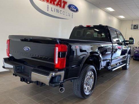New 2026 Ford F350 Lariat w/ Chrome Package image 7