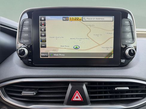 Used 2020 Hyundai Santa Fe Limited FWD image 14