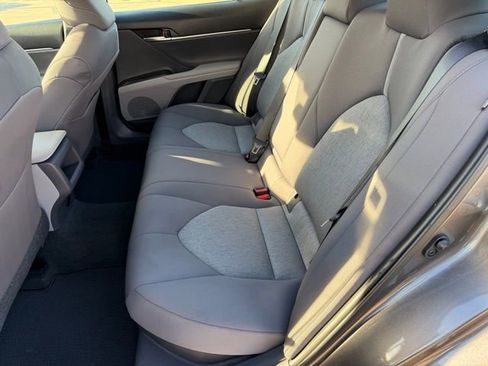 Used 2021 Toyota Camry LE image 13
