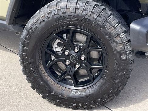 Used 2025 Jeep Wrangler Willys image 8