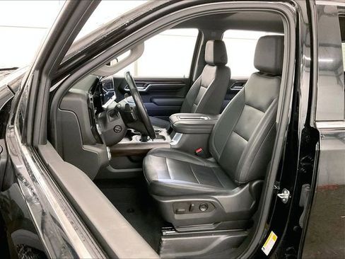 Used 2022 GMC Sierra 1500 SLT w/ SLT Premium Plus Package AWD/4WD image 24