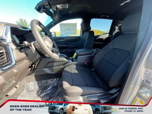 New 2026 GMC Canyon Elevation w/ Technology Package image 10