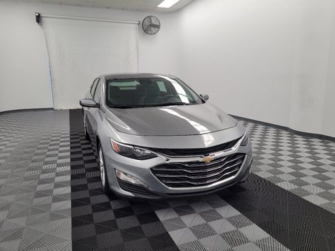 Used 2023 Chevrolet Malibu LT FWD image 14