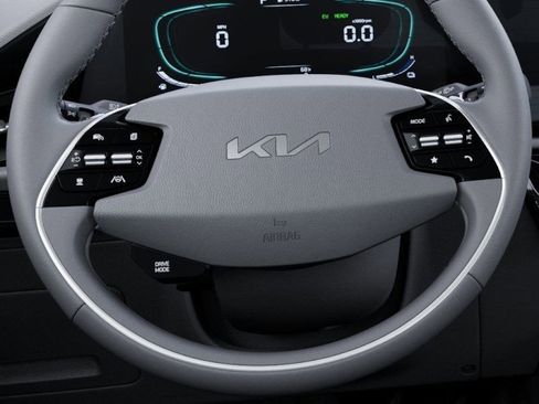 New 2025 Kia Niro EX Touring image 23