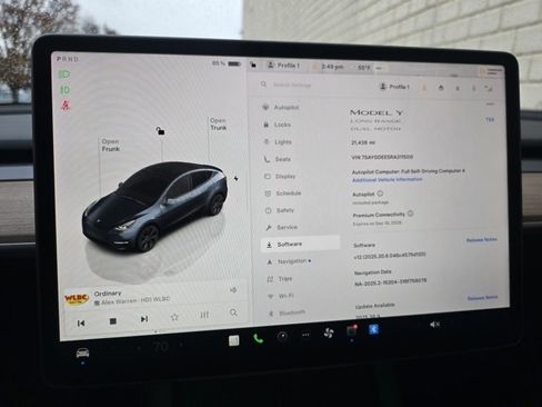 Used 2024 Tesla Model Y Long Range image 3