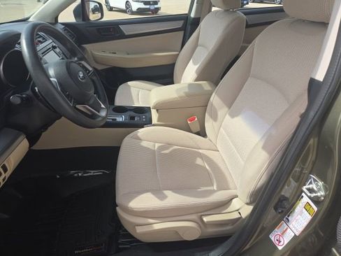Used 2019 Subaru Outback 2.5i image 12