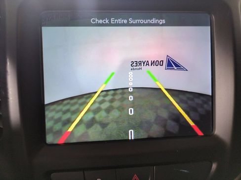 Used 2018 Jeep Cherokee Limited AWD/4WD image 21