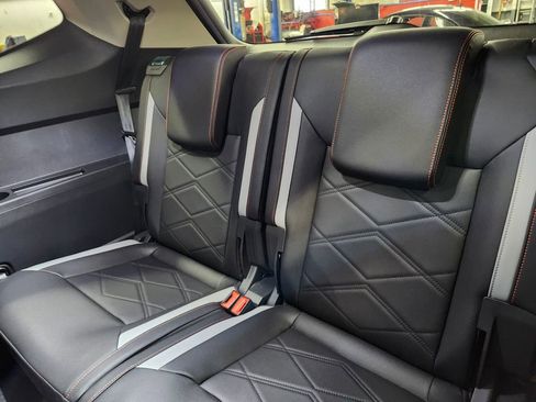 New 2026 Volkswagen Atlas Peak Edition AWD/4WD image 12