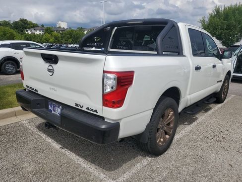 Certified 2024 Nissan Titan SV w/ SV Bronze Edition Package AWD/4WD image 15