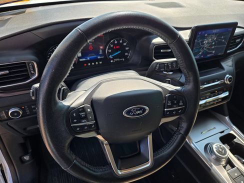 Used 2020 Ford Explorer Limited AWD/4WD image 9