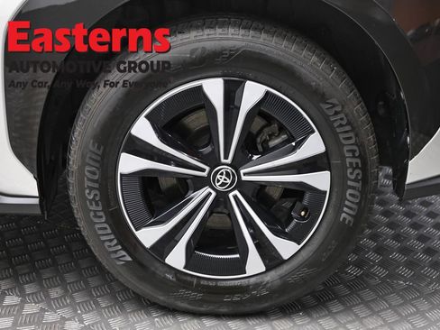 Used 2024 Toyota bZ4X XLE w/ Weather Package AWD/4WD image 8