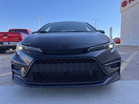 Used 2024 Toyota Corolla SE image 11