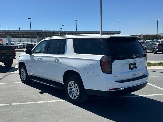 Certified 2025 Chevrolet Suburban LT AWD/4WD image 3