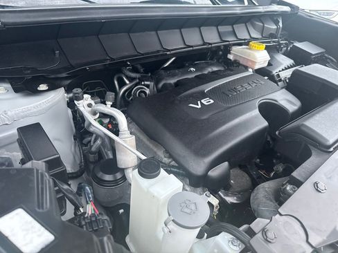 Used 2023 Nissan Pathfinder SL w/ SL Premium Package AWD/4WD image 59