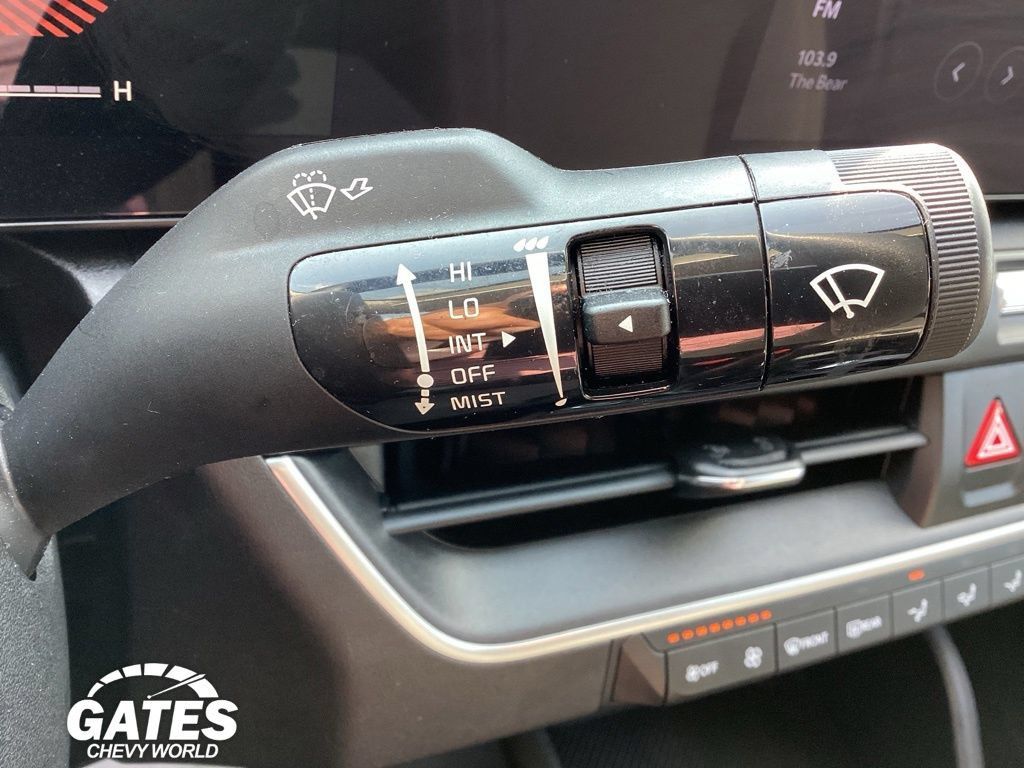 Used 2025 Kia K4 FWD image 20