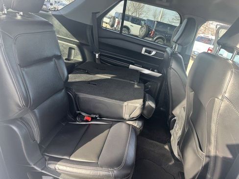 Certified 2023 Ford Explorer XLT w/ Equipment Group 202A image 31