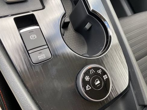 New 2026 Nissan Rogue SV AWD/4WD image 18