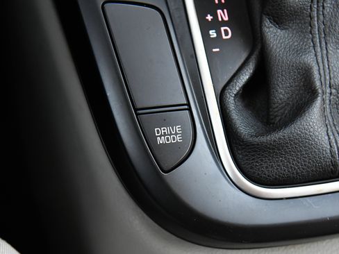 Used 2022 Kia Soul LX w/ Technology Package FWD image 24